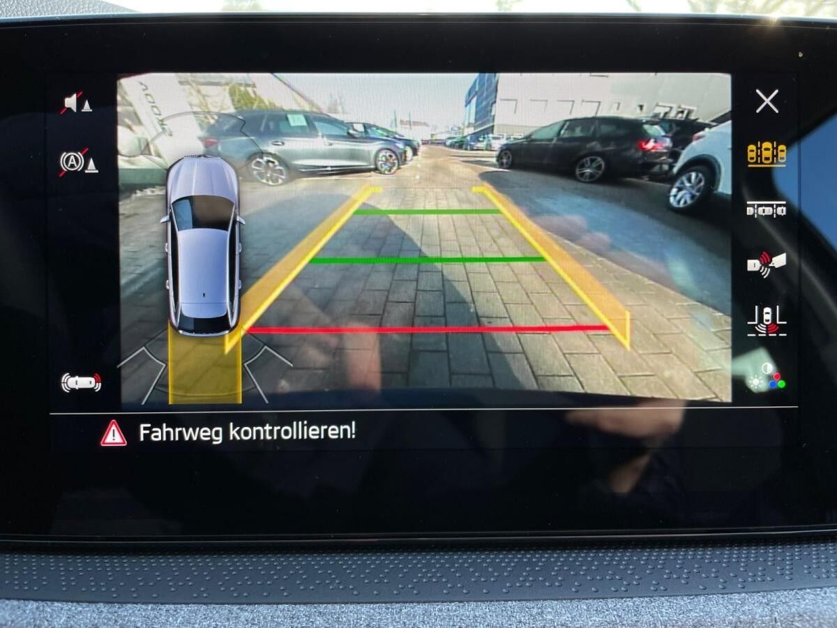 Skoda Scala Tour*1.0TSI*DSG*NAVI*MATRIX-LED*ACC*RFK*