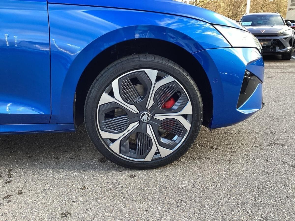 Skoda Octavia Combi RS*2.0TSI*DSG*NAVI*MATRIX-LED*AHK*