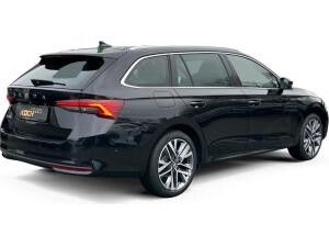 Skoda Octavia Combi TOUR*2.0TDI*DSG*NAVI*360°KAM*AHK*