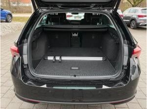 Skoda Octavia Combi TOUR*2.0TDI*DSG*NAVI*360°KAM*AHK*