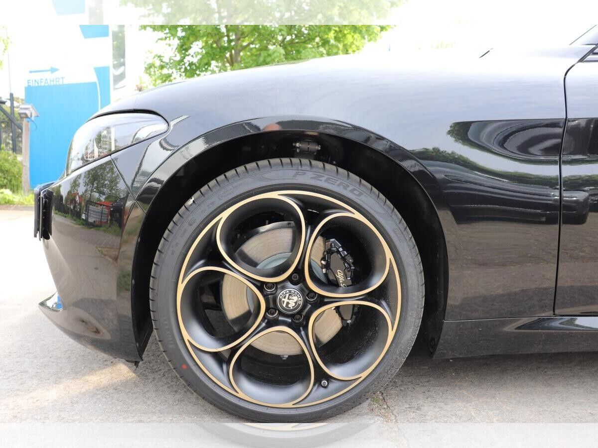 Alfa Romeo Giulia Intensa VOLLAUSSTATTUNG. **SOFORT VERFÜGBAR**HERBSTAKTION!!