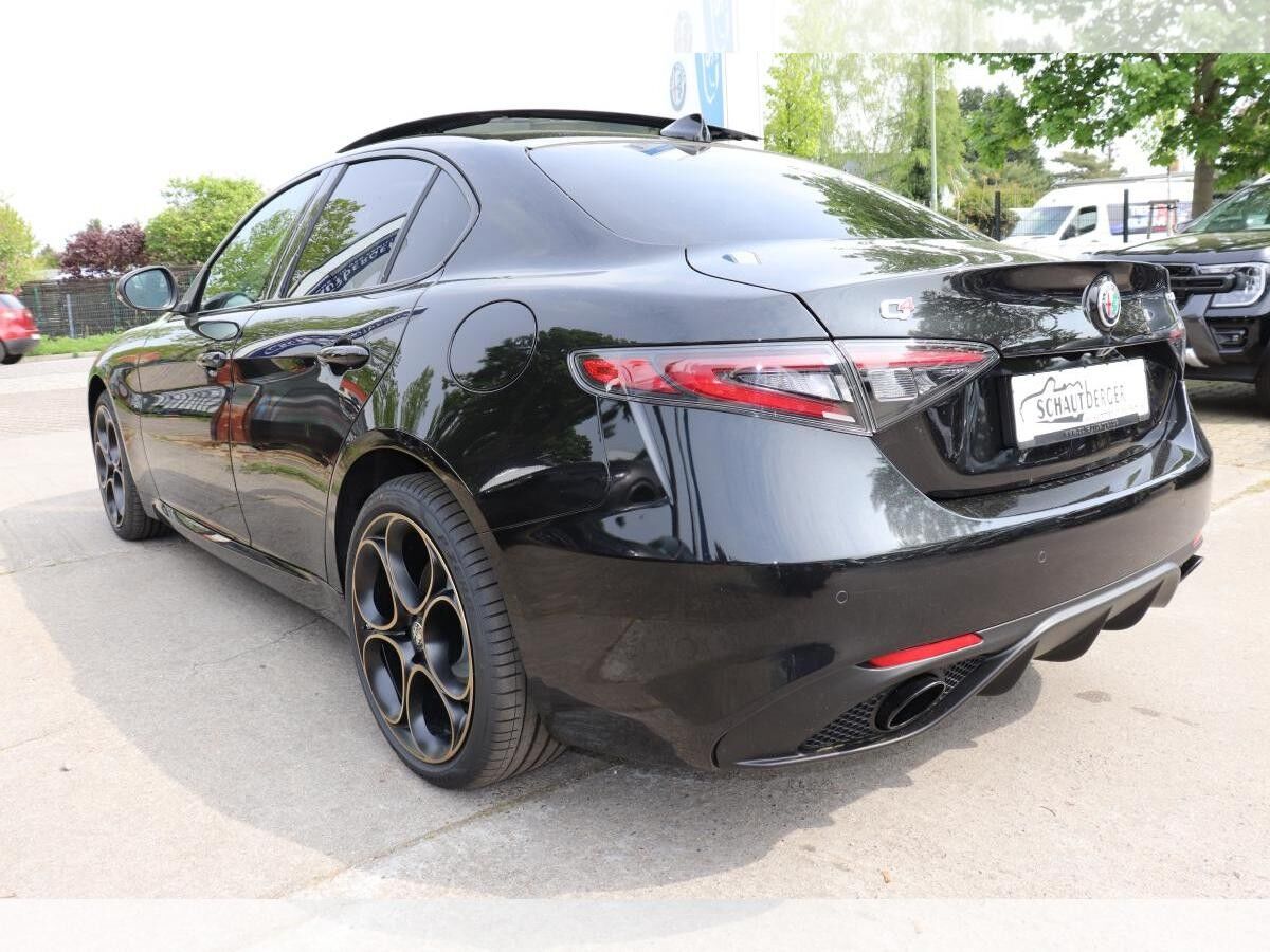 Alfa Romeo Giulia Intensa VOLLAUSSTATTUNG. **SOFORT VERFÜGBAR**HERBSTAKTION!!