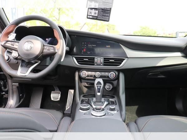 Alfa Romeo Giulia Intensa VOLLAUSSTATTUNG. **SOFORT VERFÜGBAR**SOMMERAKTION