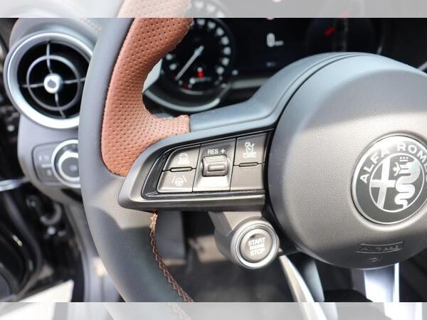 Alfa Romeo Giulia Intensa VOLLAUSSTATTUNG. **SOFORT VERFÜGBAR**SOMMERAKTION