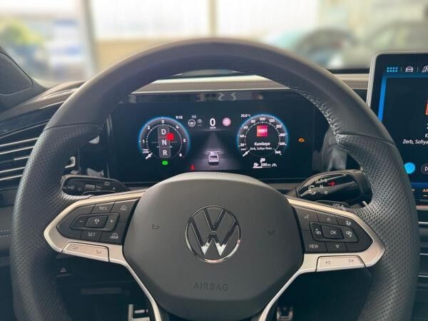 Volkswagen Tiguan R-Line 2,0 TDI DSG 4M*Nav*StHzg*AHK*Kam*Matrix*