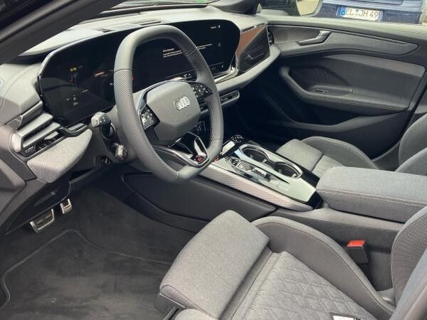Audi A6 Avant TDI quattro Allradlenkung Matrix 21