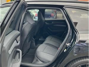 Audi A6 Avant TDI quattro Allradlenkung Matrix 21