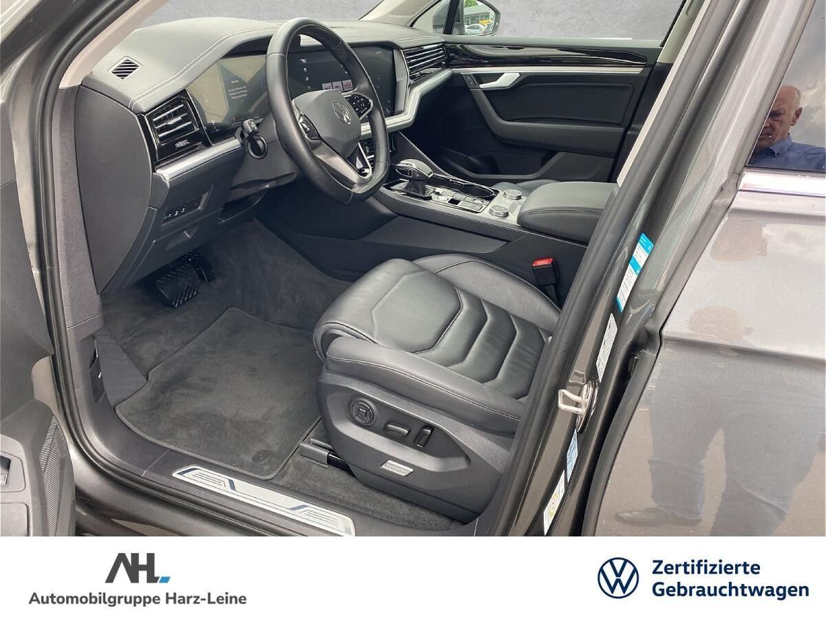 Volkswagen Touareg 3.0 TDI Elegance 4M DSG LED Navi ACC AHK Luft Leder