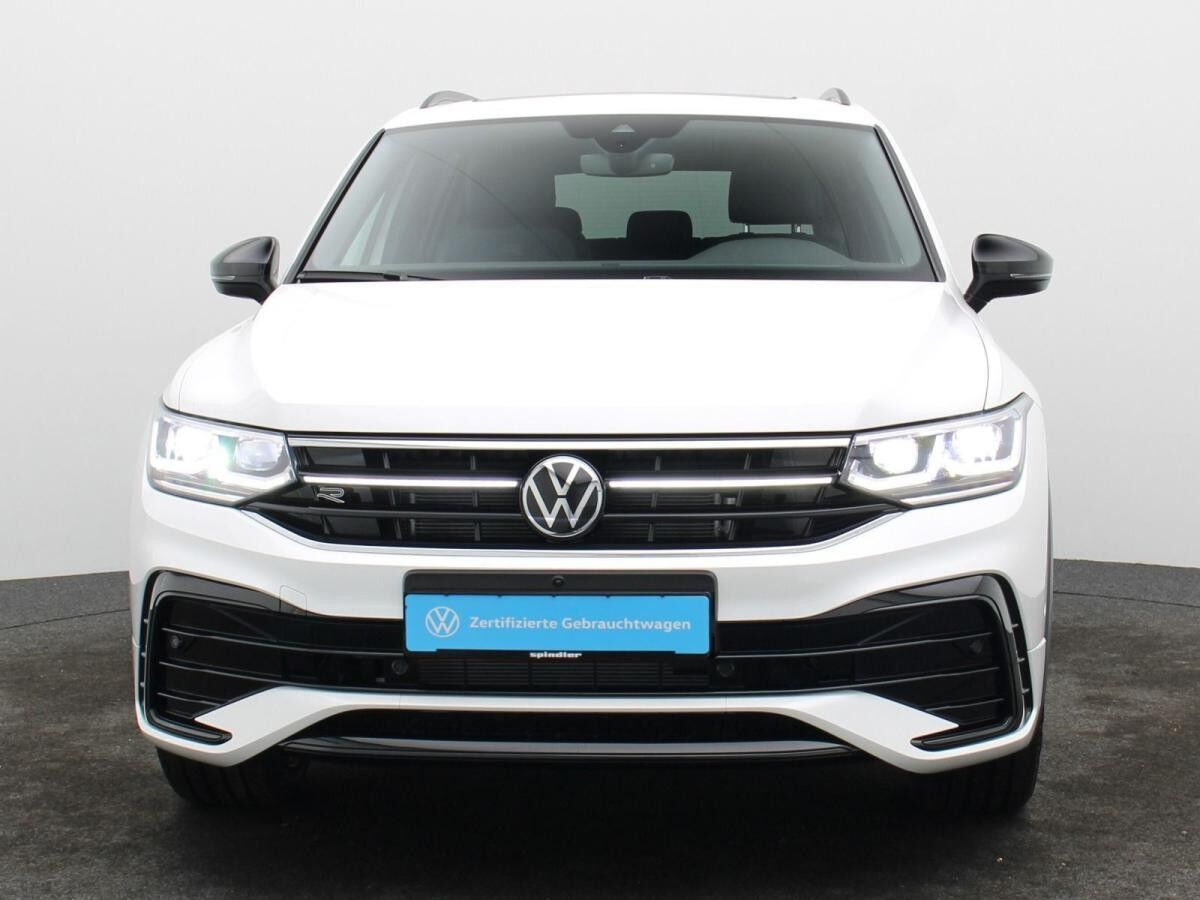 Volkswagen Tiguan Allspace R-Line 2.0TDI 4M DSG / Pano, AHK