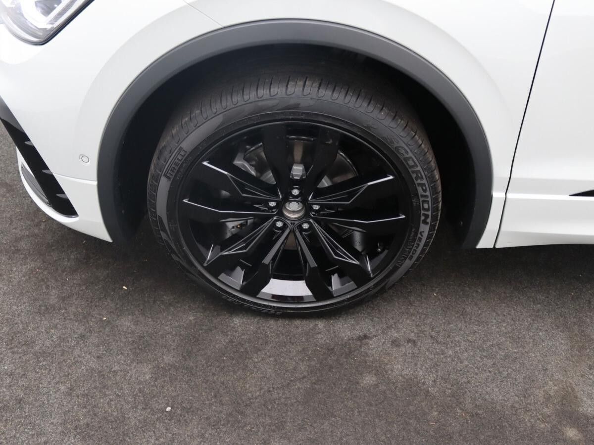 Volkswagen Tiguan Allspace R-Line 2.0TDI 4M DSG / Pano, AHK