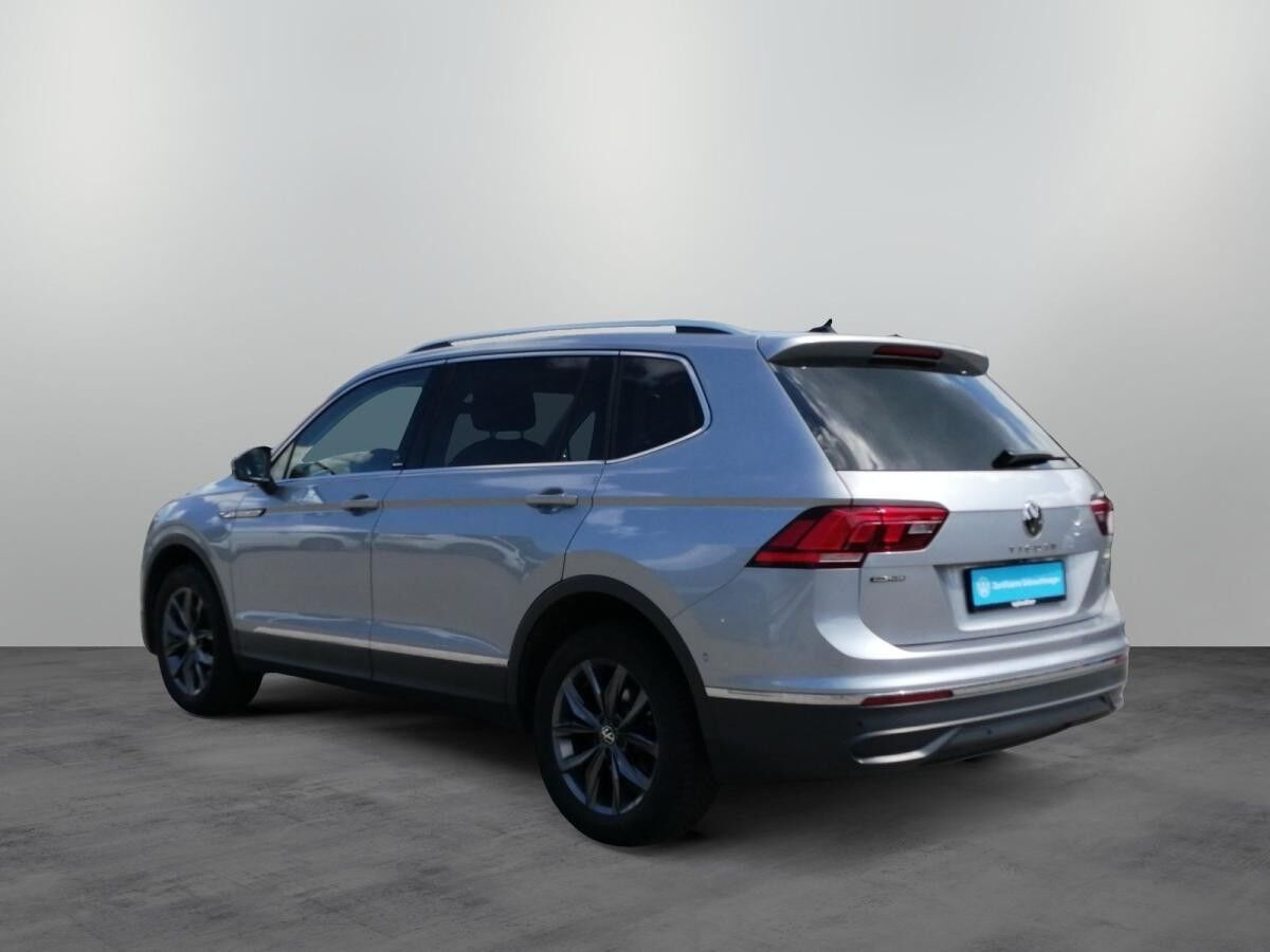 Volkswagen Tiguan Allspace Move 2.0 TDI 4M DSG ACC AHK 7Sit