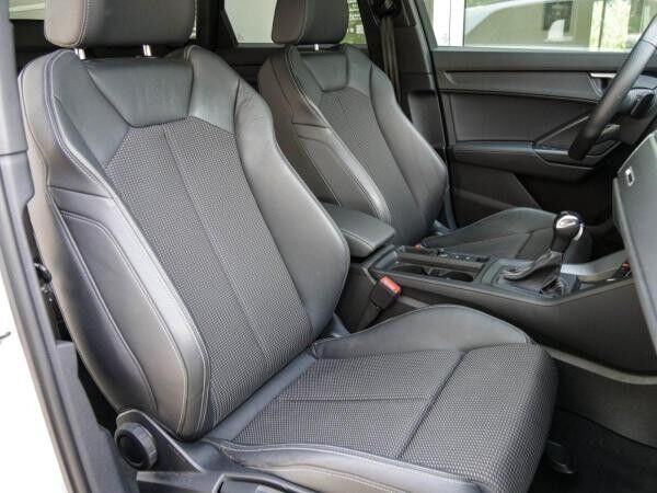 Audi Q3 35 TFSI S-Line Black Kamera Navi
