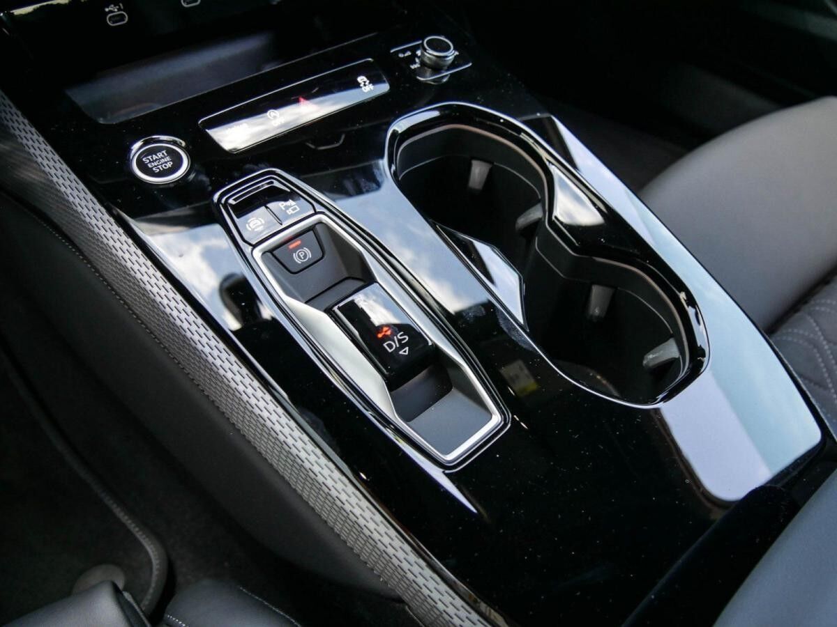 Audi A5 Avant TFSI S-Line Tech Plus AHK