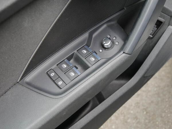 Audi A3 Sportback 40 TFSI e S-Line LED Pano virtual