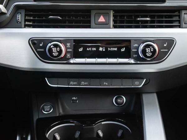 Audi A4 S-line *AHK*ACC*LED*NAVI*