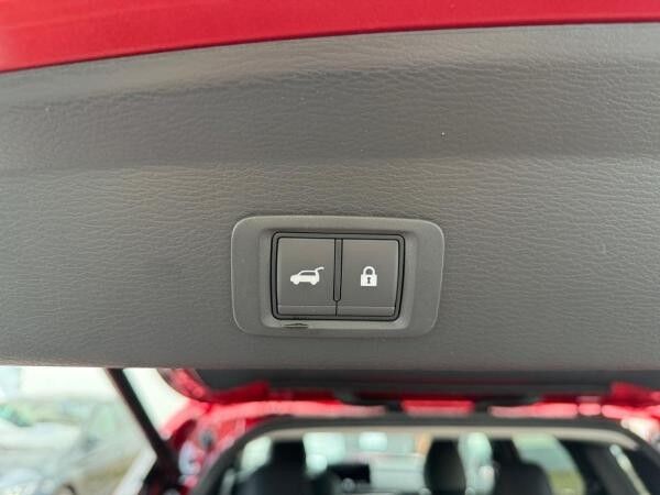 Mitsubishi Outlander 2.4 PHEV 4WD Intro Edition HUD StandHZG Navi Digitales Cockpit Soundsystem