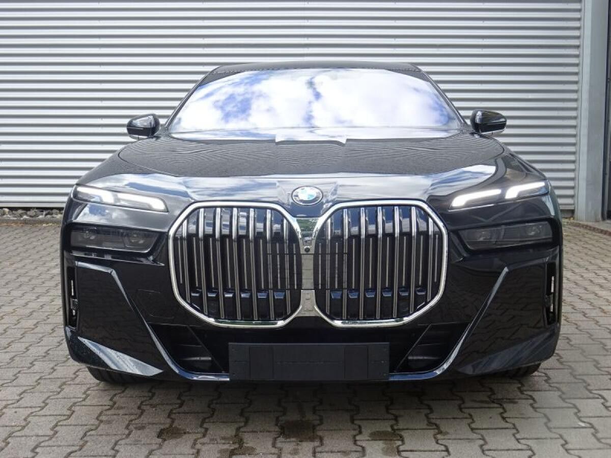 BMW 740 d xDriveLimousine++SOFORT VERFÜGBAR++TOPDEAL