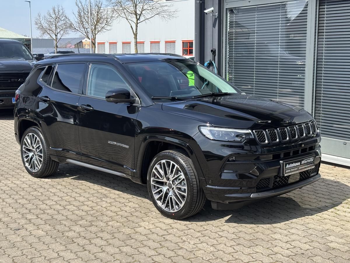 Jeep Compass 1.5 E-Hybrid Summit Automatik *LEDER*Pano*SHZ*PDC*ACC*360Grad*19Zoll*sofort*