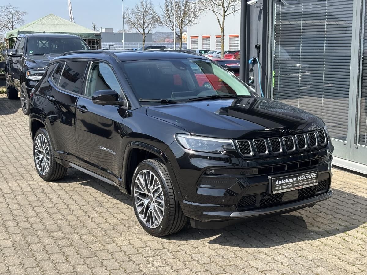 Jeep Compass 1.5 E-Hybrid Summit Automatik *LEDER*Pano*SHZ*PDC*ACC*360Grad*19Zoll*sofort*