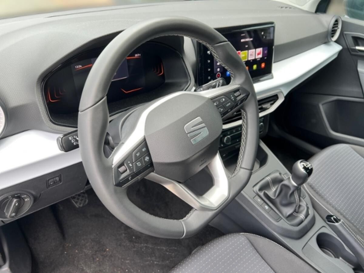 Seat Ibiza Road Edition 1.0TSI 85kW (116 PS) 6-Gang*ACC*RFK*PDC*SHZ*GJR*