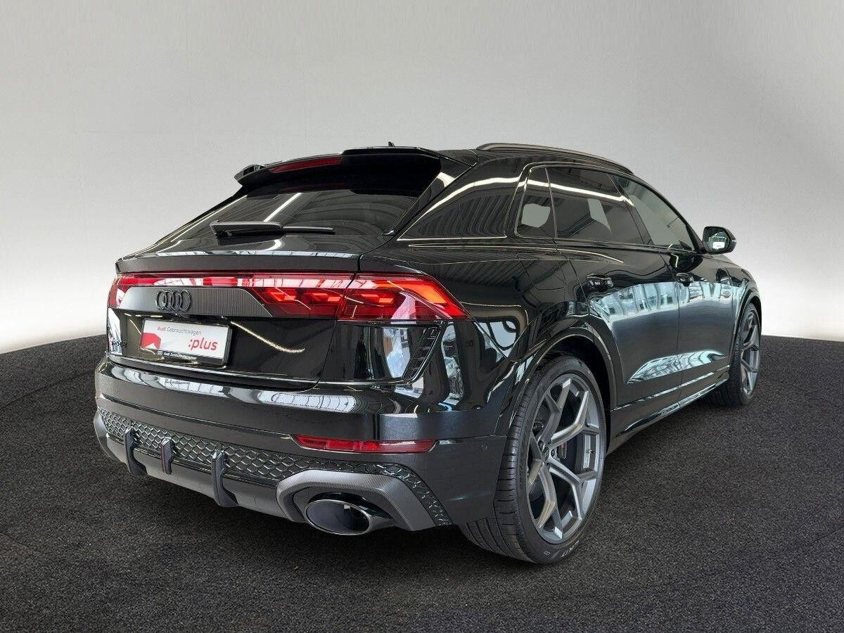 Audi RS Q8 performance Head-Up Standh. Pano Laser B&O AHK Audi RS Q8 performance Head-Up Standh. Pano Laser B&O AHK