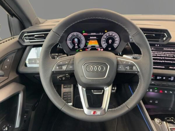 Audi A3 Sportback S line 45 TFSIe Head-Up Matrix Kamera SONOS ACC