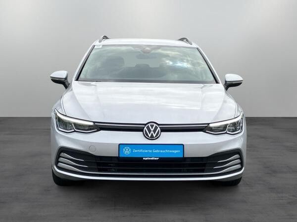 Volkswagen Golf VIII Variant Life 2.0 TDI DSG / Navi, LED