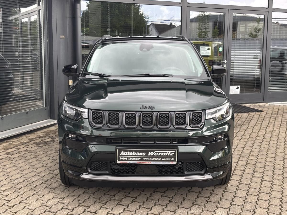 Jeep Compass 1.5 E-Hybrid Summit Automatik *LEDER*LED*SHZ*PDC*ACC*360Grad*19Zoll*SOFORT*