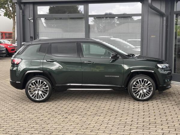 Jeep Compass 1.5 E-Hybrid Summit Automatik *LEDER*LED*SHZ*PDC*ACC*360Grad*19Zoll*SOFORT*