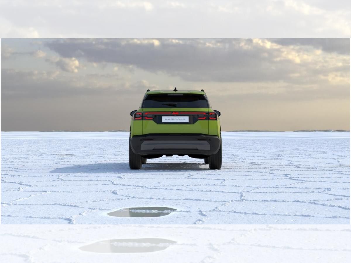 Jeep Compass New  e-Hybrid First Edition Komfort u. Sicherheitspaket