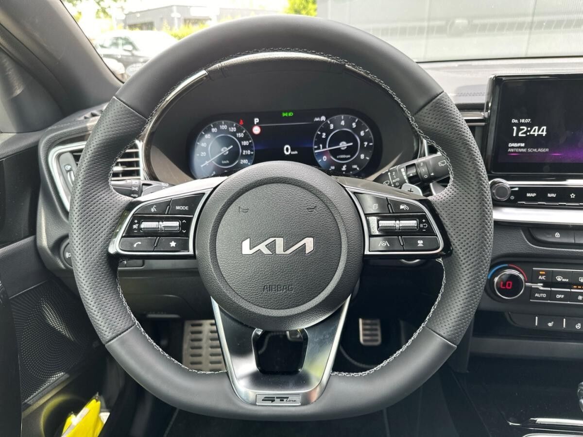 Kia Ceed 1.5 T 140 DCT7 GTL TEC