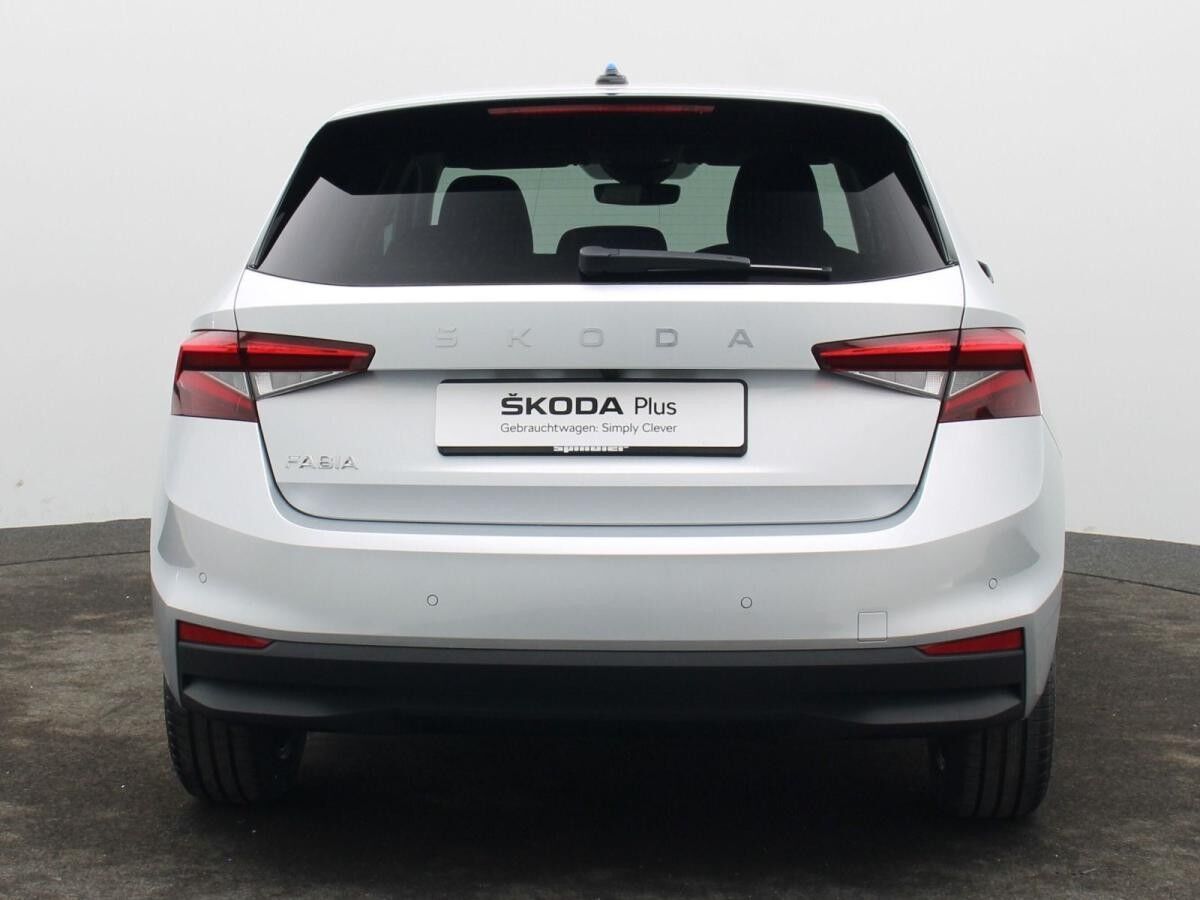 Skoda Fabia Select 1.0 TSI DSG / LED, RFK, PDC, DAB+