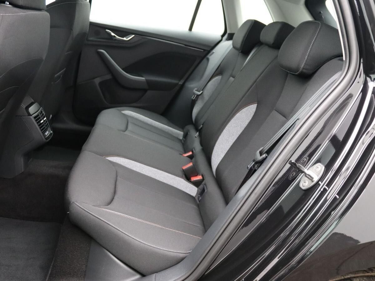 Skoda Kamiq Tour 1.0 TSI / SmartLink, LED, PDC, DAB