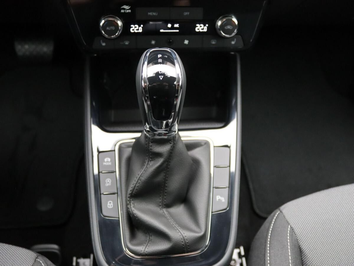 Skoda Fabia Select 1.0 TSI DSG / LED, RFK, PDC, DAB+