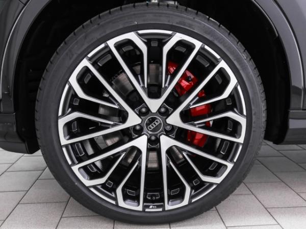 Audi Q7 55 TFSIe S line busin. AHK B&O Pano HUD