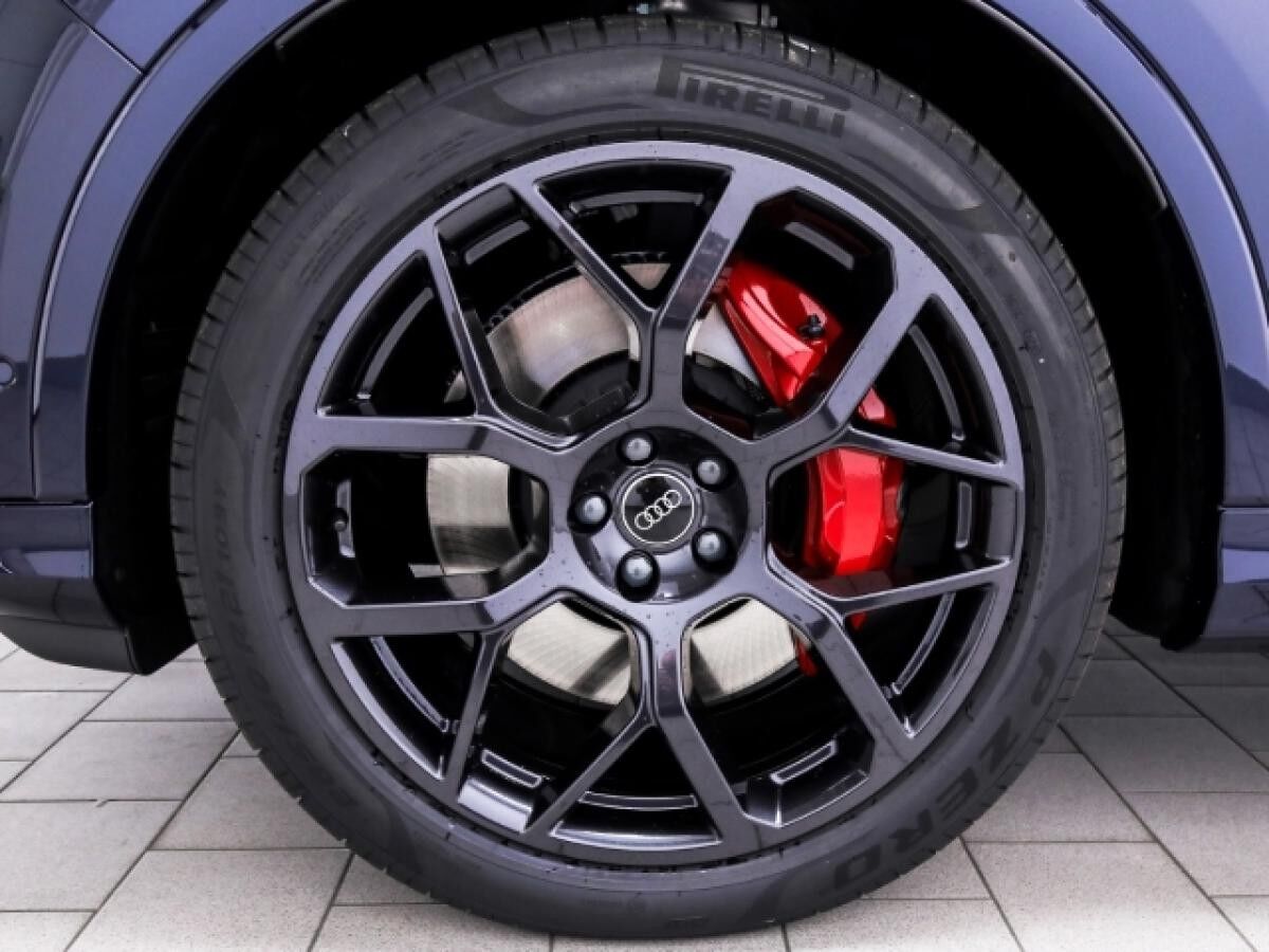 Audi Q7 60 TFSIe S line business AHK Pano Laser B&O