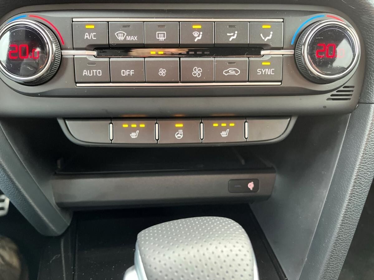 Kia Ceed 1.5 T-GDI DCT GT-line SW