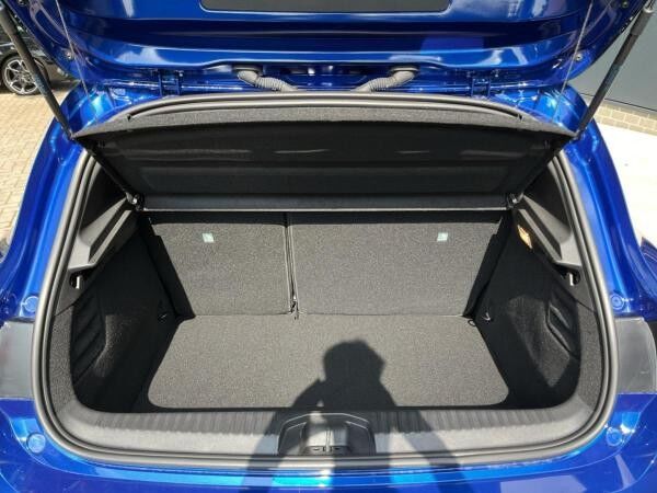 Mitsubishi Colt 1.6 Benziner Hybrid Select