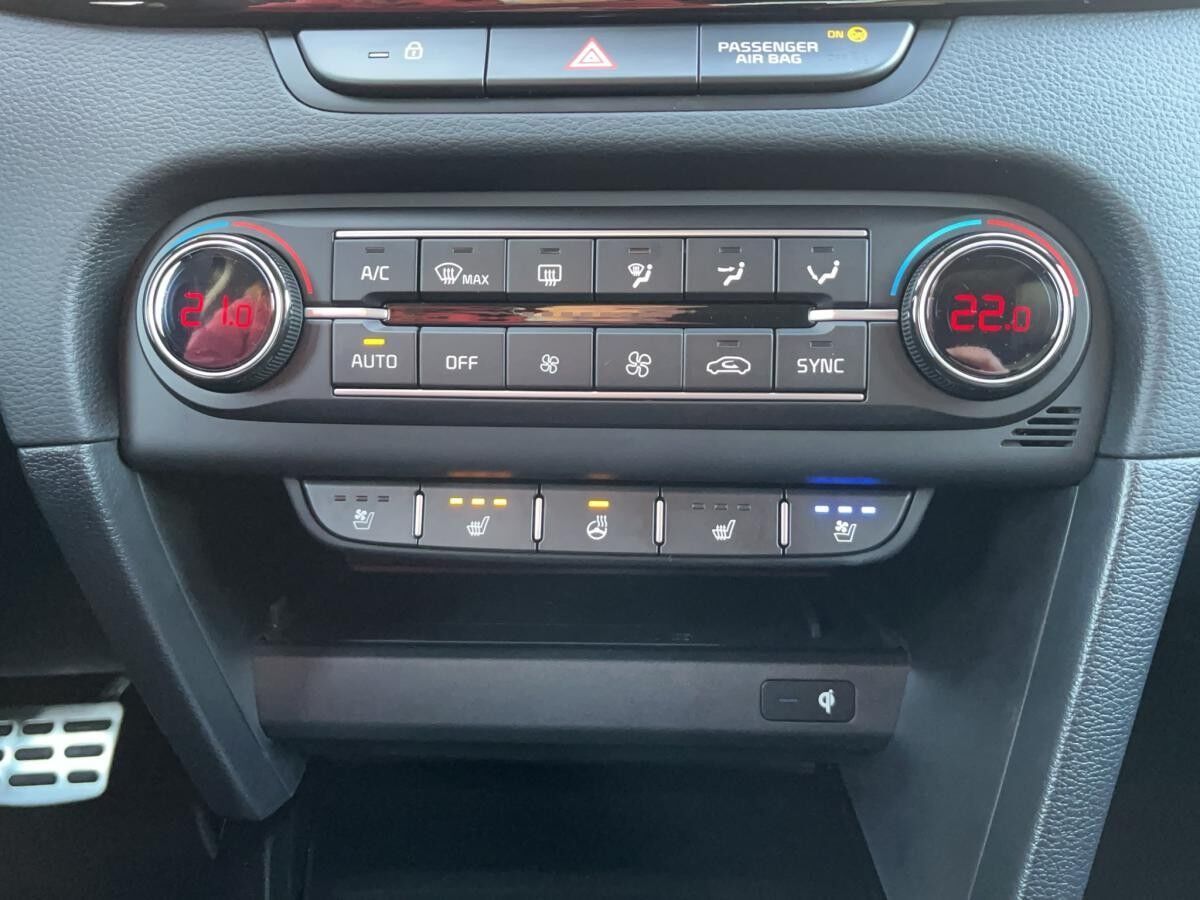 Kia Ceed 1.5 T-GDI DCT Platinum Sportswagon