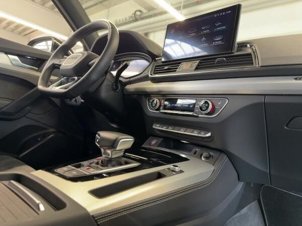 Audi SQ5 3.0 TDI quattro Pano Matrix Luft Kamera
