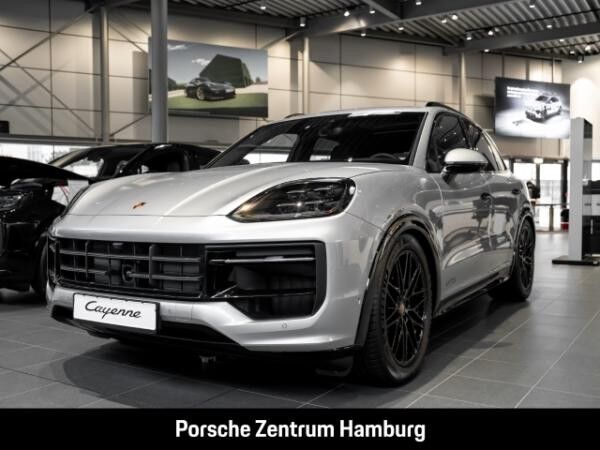 Porsche Cayenne GTS Panorama Head-Up Display