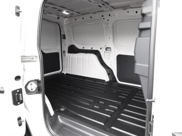 Volkswagen Caddy Cargo Maxi 2.0 TDI AHK Ganzjahresreifen