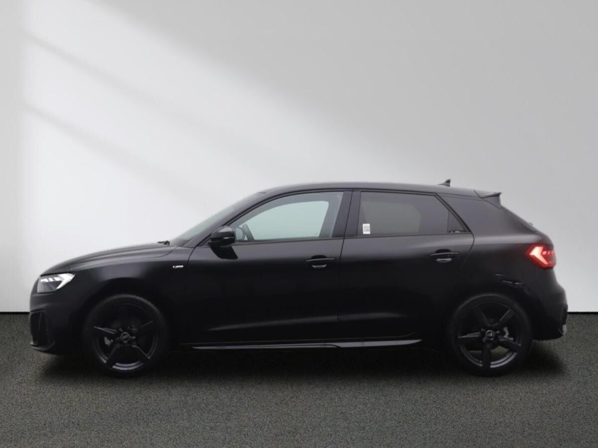 Audi A1 Sportback S line 30 TFSI Optik-Paket Navi LED