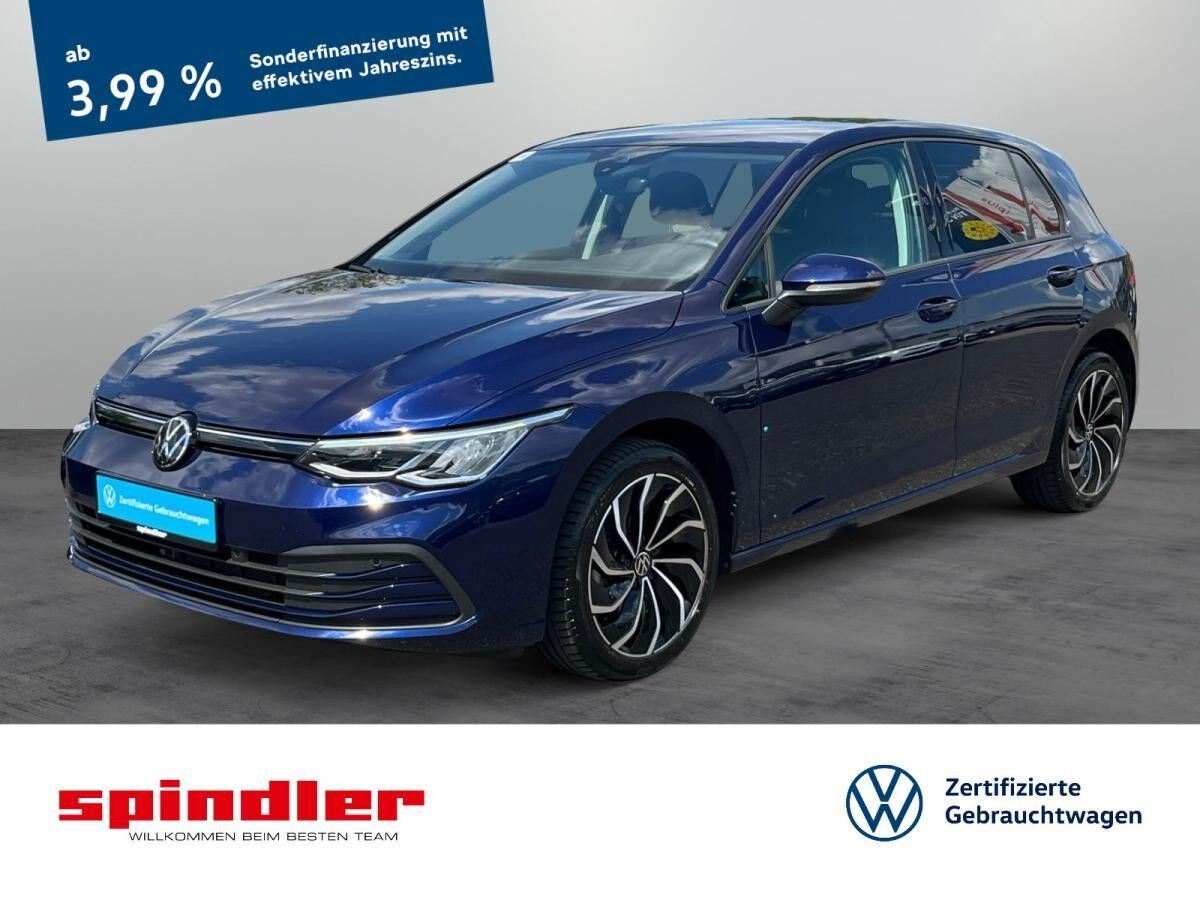 Volkswagen Golf VIII Life 1.5eTSI DSG / Navi, LED, RFK, ACC