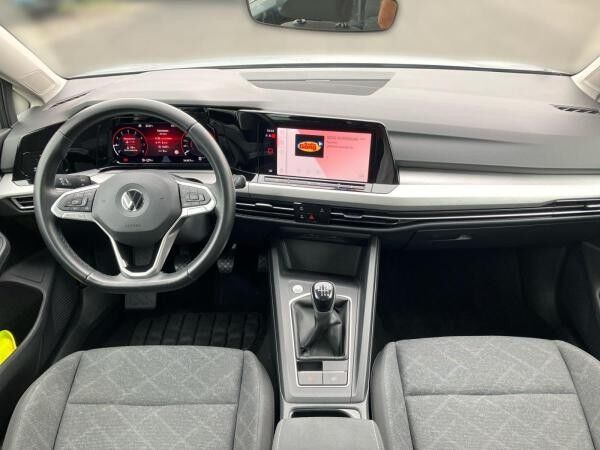 Volkswagen Golf Variant Life 1.0TSI / Navi, AppConnect, LED