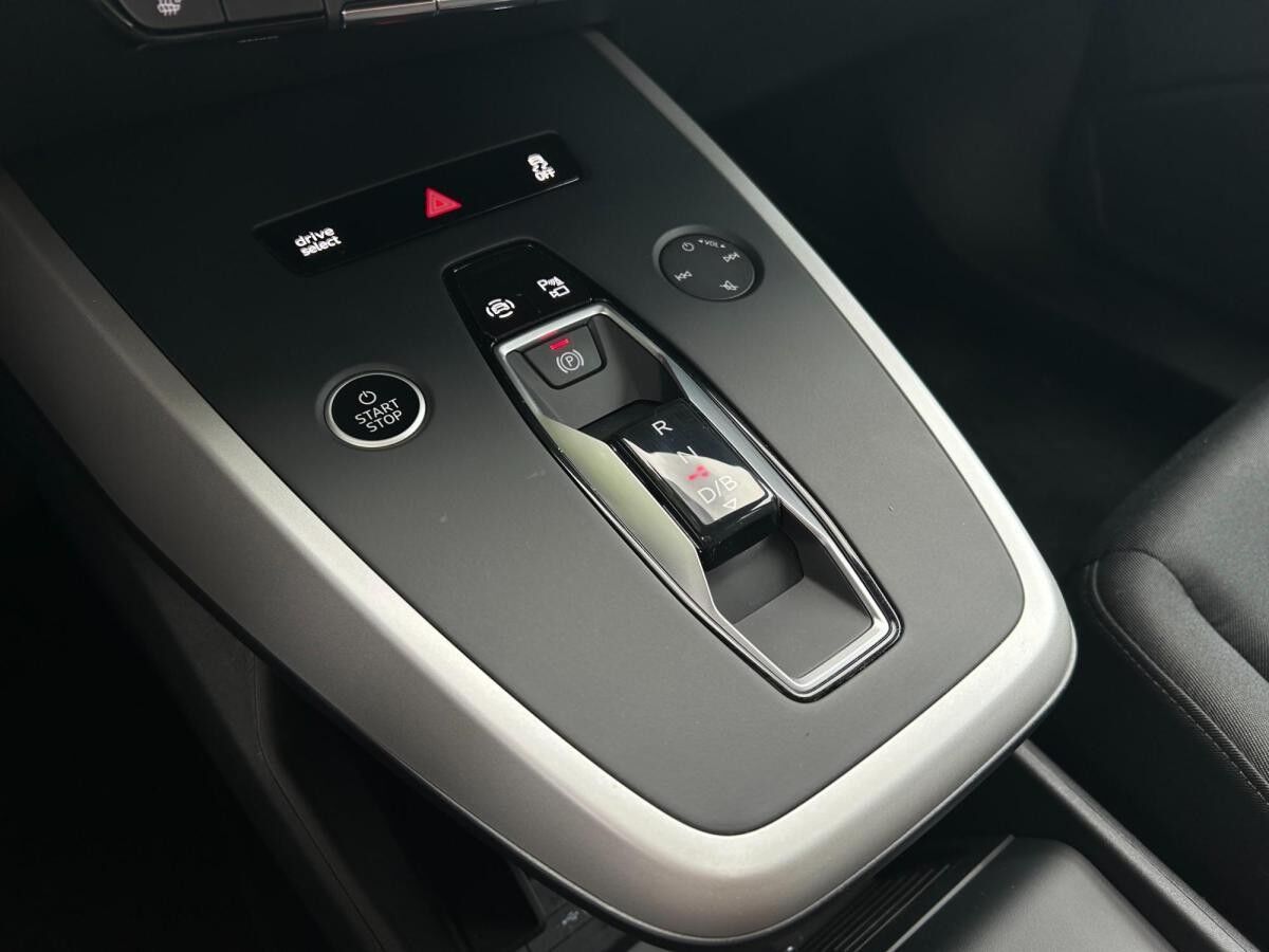 Audi Q4 e-tron 45 quattro Navi+/ACC/Matrix/Kamera/HUD