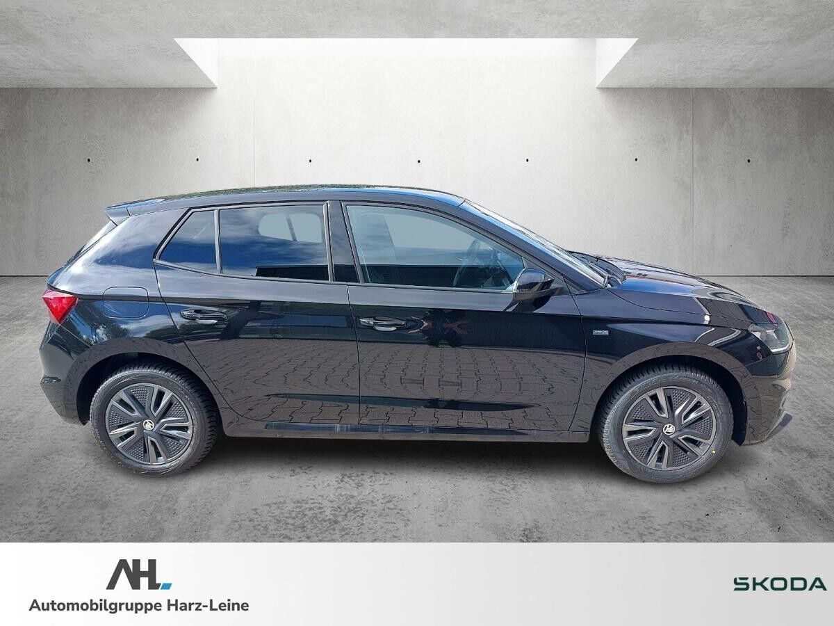 Skoda Fabia 1.0 TSI Drive LED Navi ACC Pano RFK PDC Smart Link