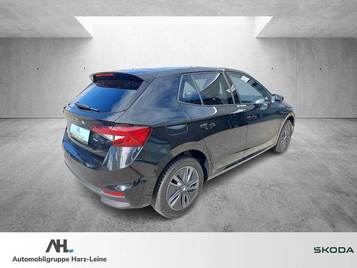 Skoda Fabia 1.0 TSI Drive LED Navi ACC Pano RFK PDC Smart Link