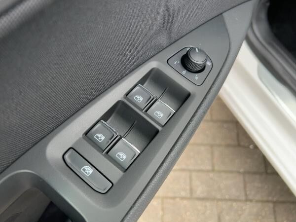 Seat Leon ST FR 1.5 TSI G-TEC Pano Winter-Paket