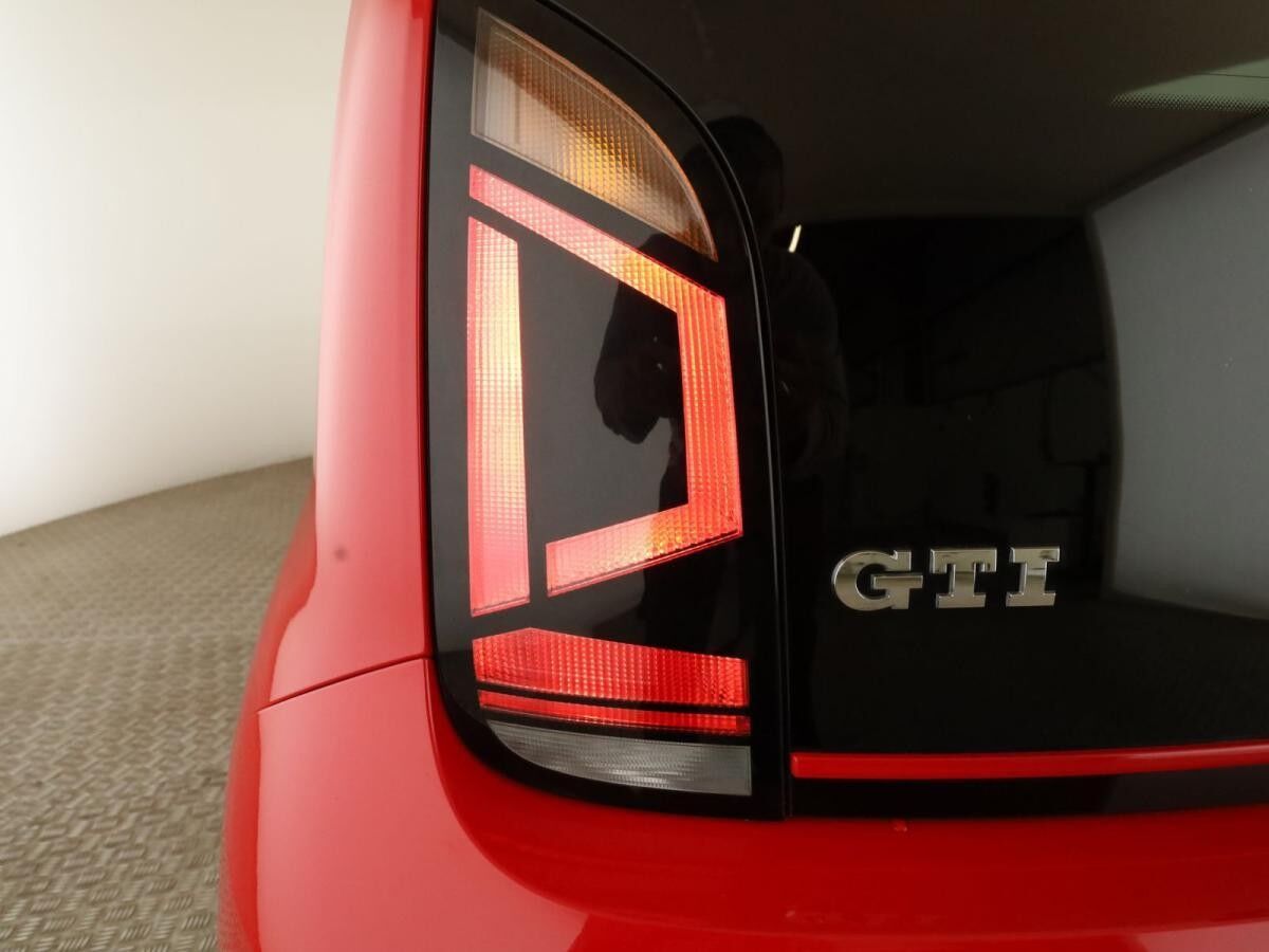 Volkswagen up! 1.0 TSI GTI *LED*RFK*SHZ*Beats*Bluetooth*